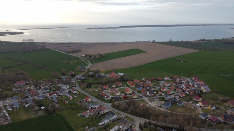 Luftbild. Boiensdorf Einfamilienhaus Drei Wohneinheiten - zahlreiche M�glichkeiten - Ostseen�he und Salzhaff