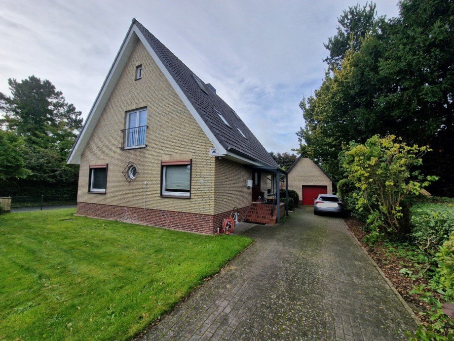 Stra�enansicht Einfamilienhaus Westerhorn