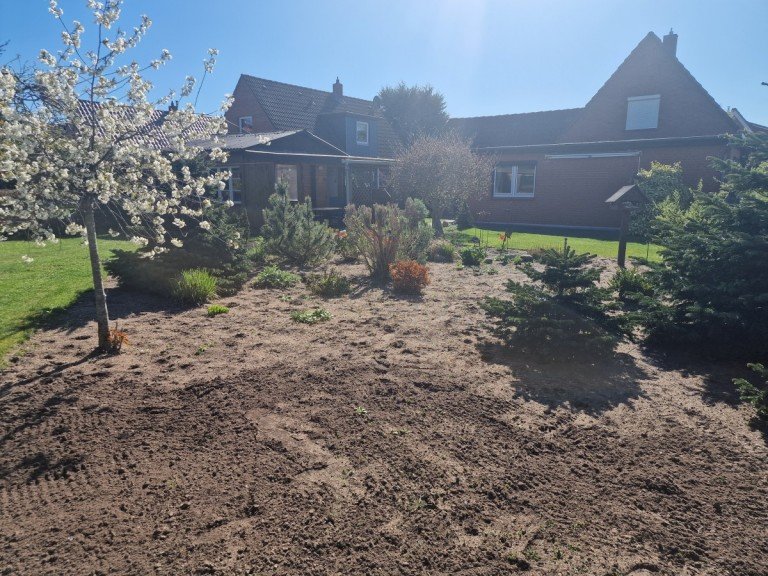 Gartenansicht M�lln , Kr Hzgt Lauenb Einfamilienhaus ruhig gelegen und doch zentrumnah !