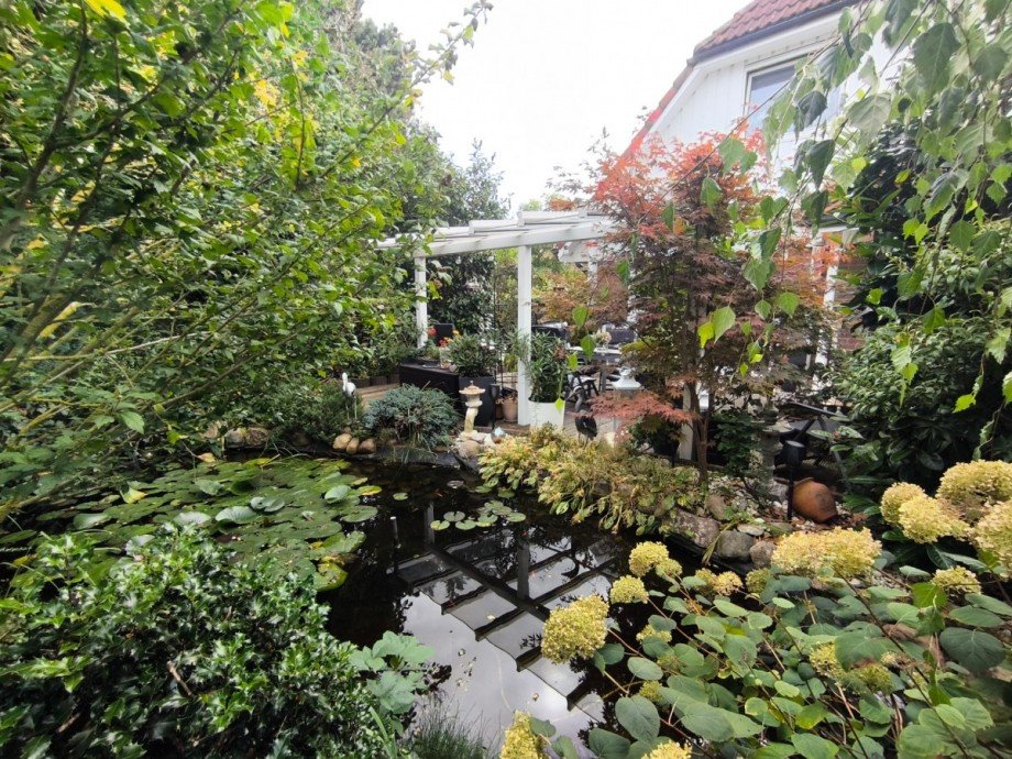 Gartenteich Einfamilienhaus K�hlungsborn