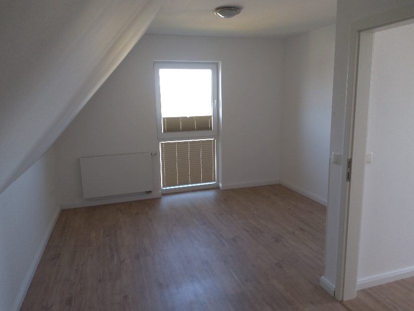 Zimmer DG 1 Einfamilienhaus Kr�pelin