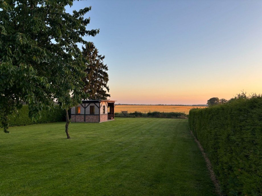 Garten Doppelhaush�lfte Bastorf