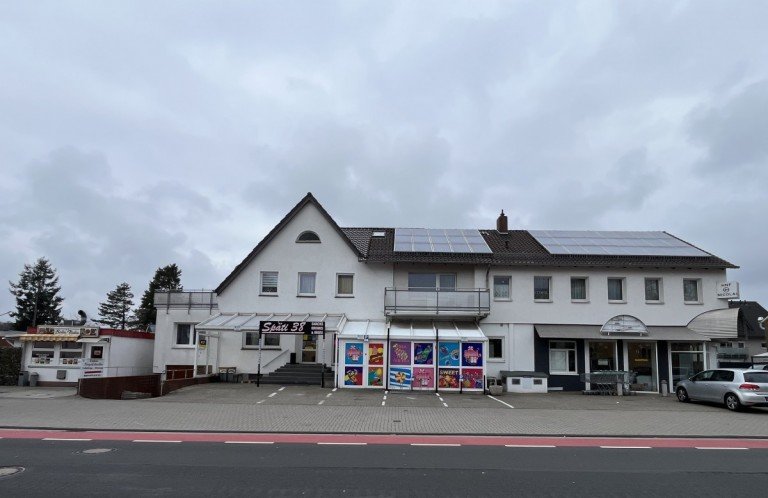 Frontansicht Gifhorn Gesch�ftshaus vermietetes Wohn-, und Gesch�ftshaus