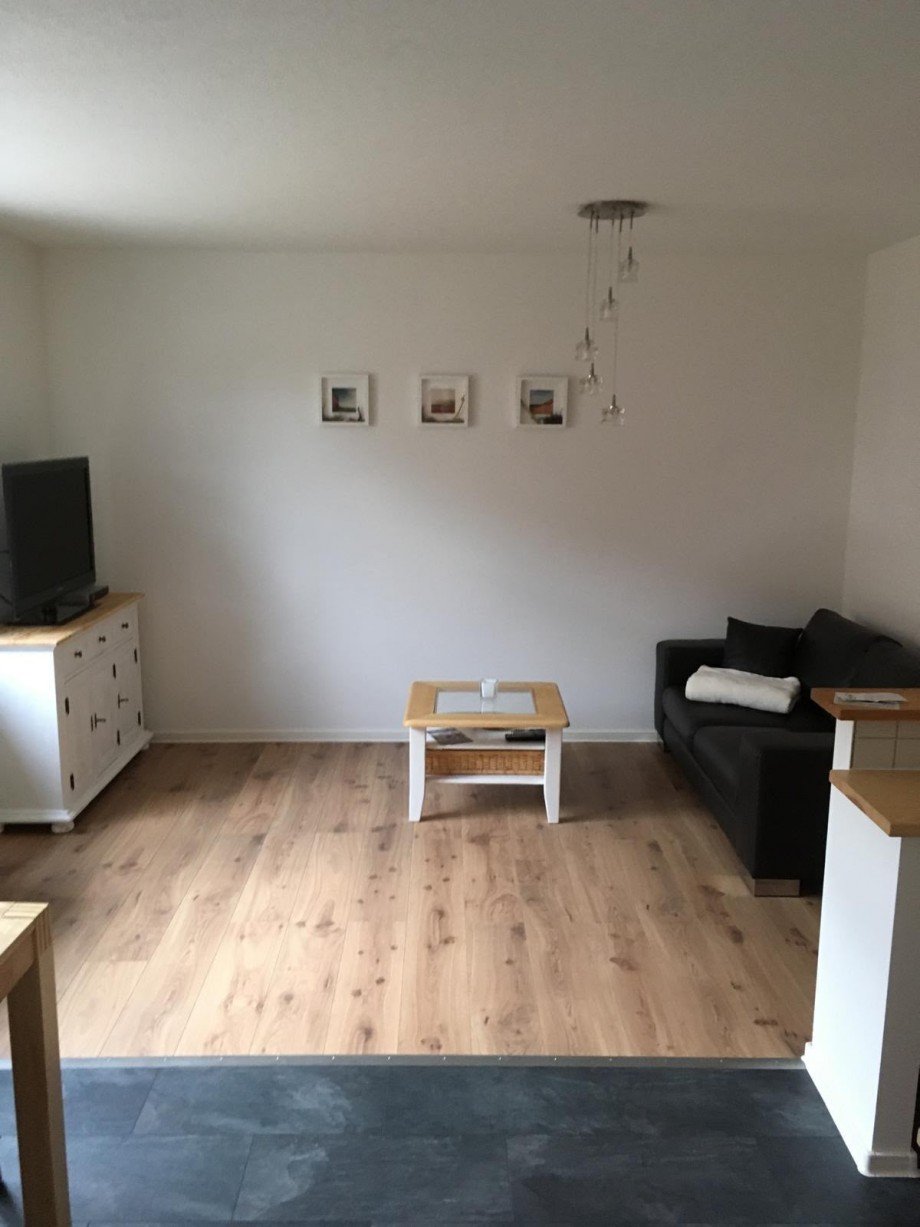 Zimmer EG Doppelhaush�lfte Bastorf