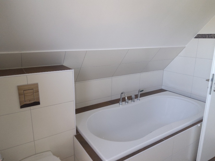 Bad DG Wanne Einfamilienhaus Kr�pelin